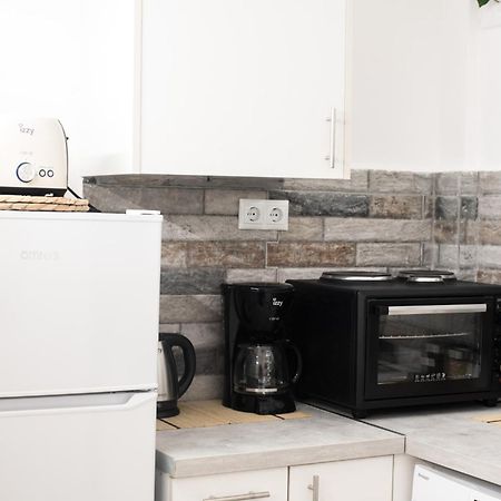 Beautiful Apartment In Athens. Bagian luar foto