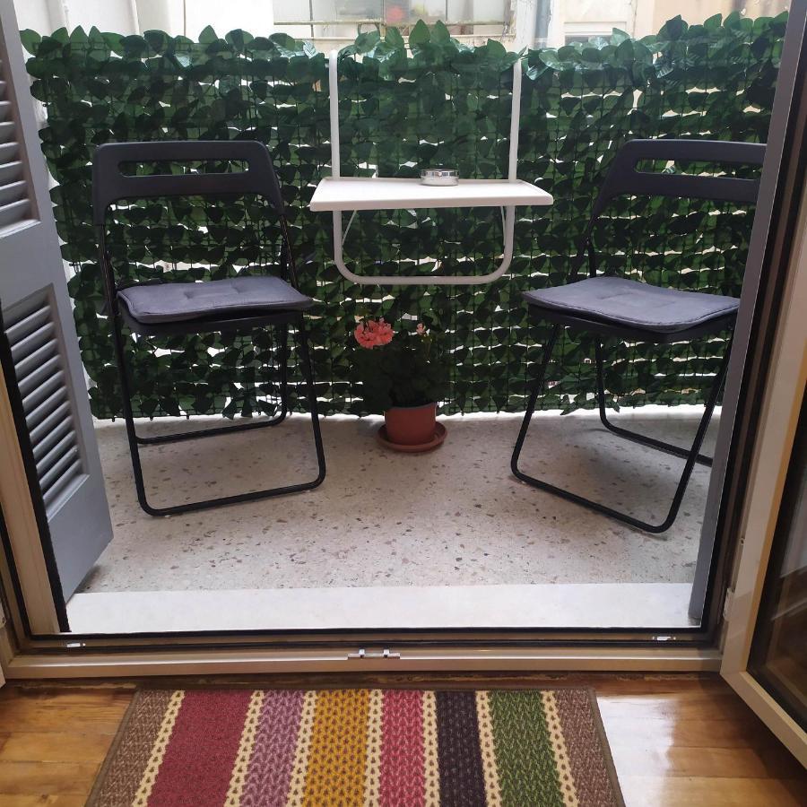 Beautiful Apartment In Athens. Bagian luar foto