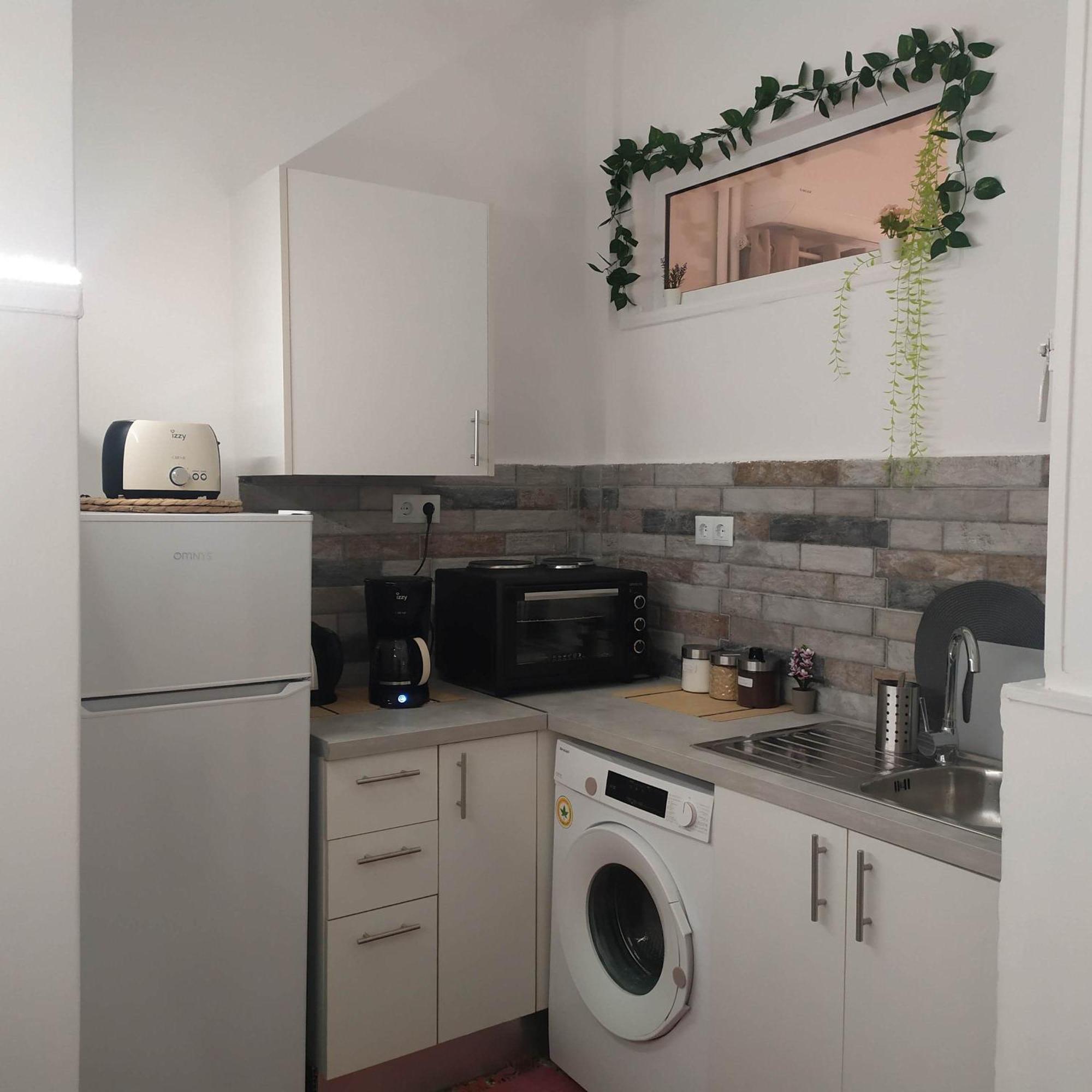 Beautiful Apartment In Athens. Bagian luar foto