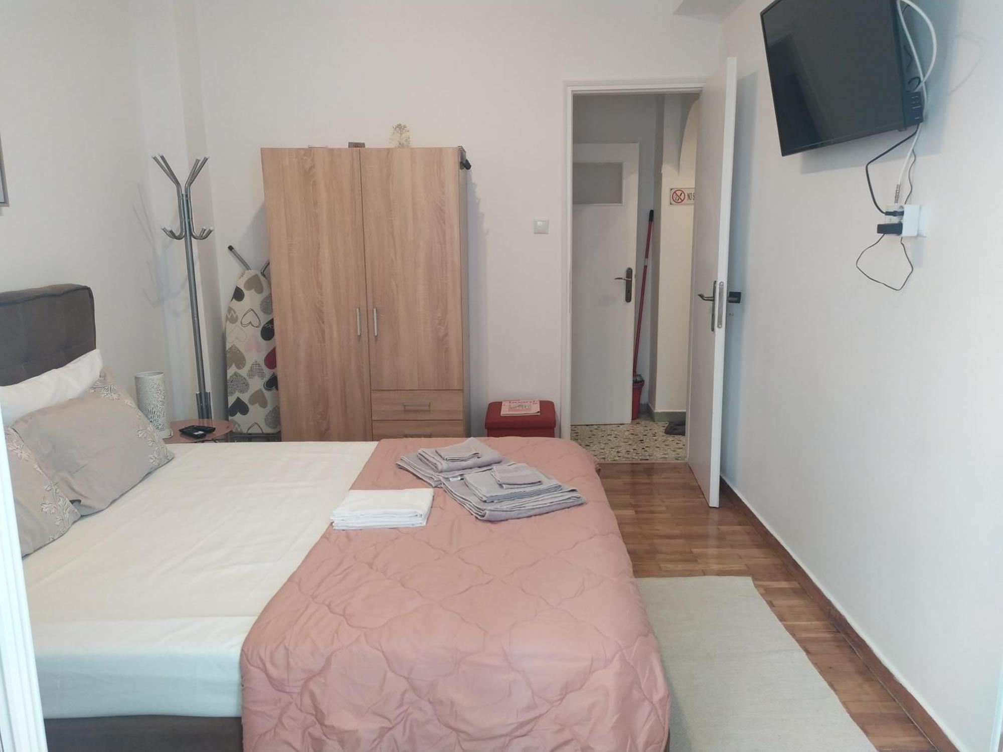 Beautiful Apartment In Athens. Bagian luar foto